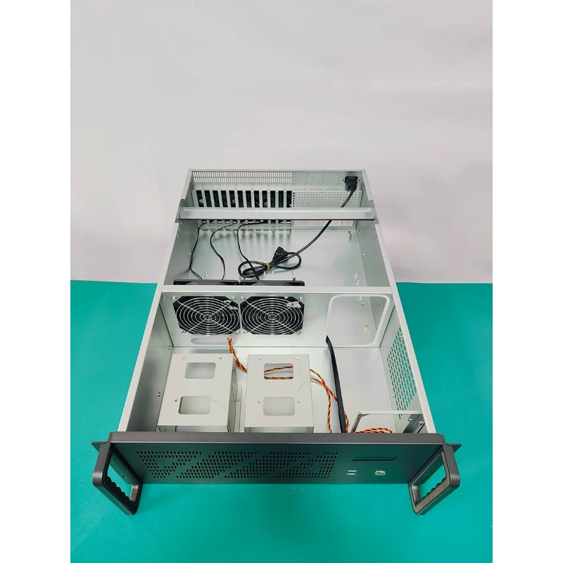 Adatto per IA e Deep Learning! - Server Gpu Chassis 4U recensione e prezzo